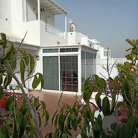 Bed & Breakfast Oasis Playa *